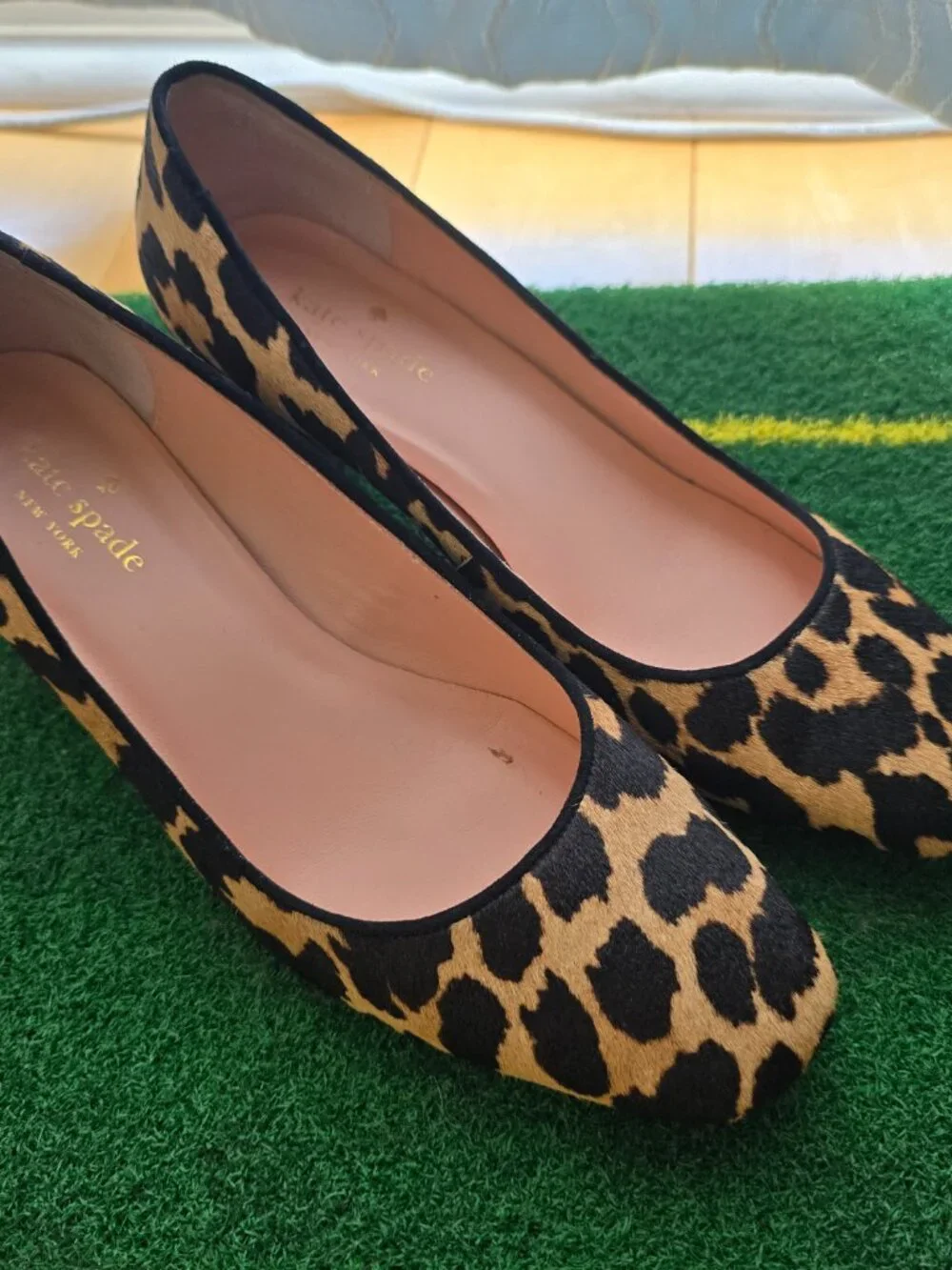 Kate Spade Leopard Calf Hair Block Heel Pumps Sz 7M Vero Cuoio